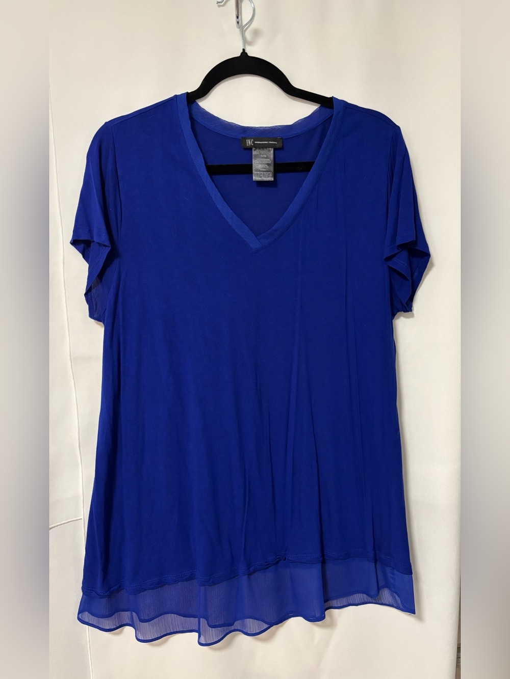 INC Top Size XL.